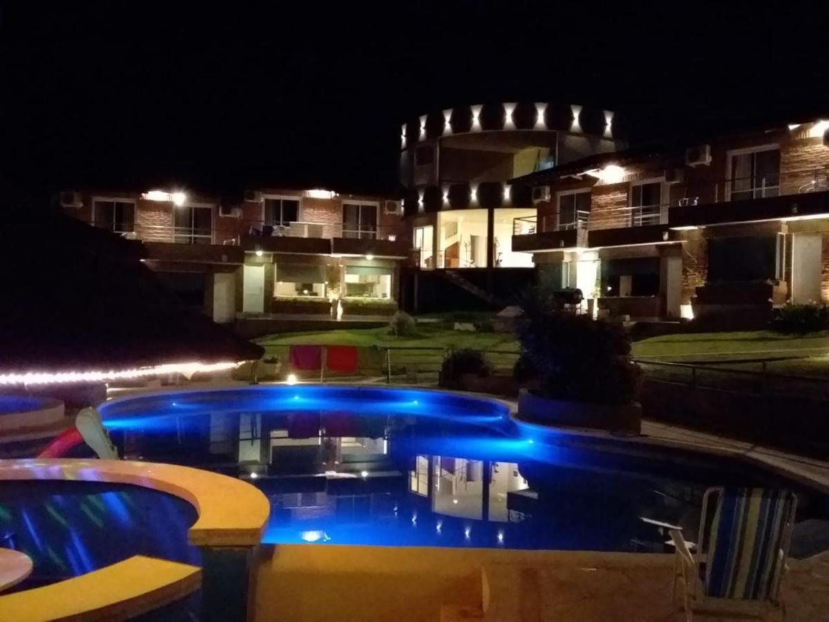 Ernestina Village & Hotel *