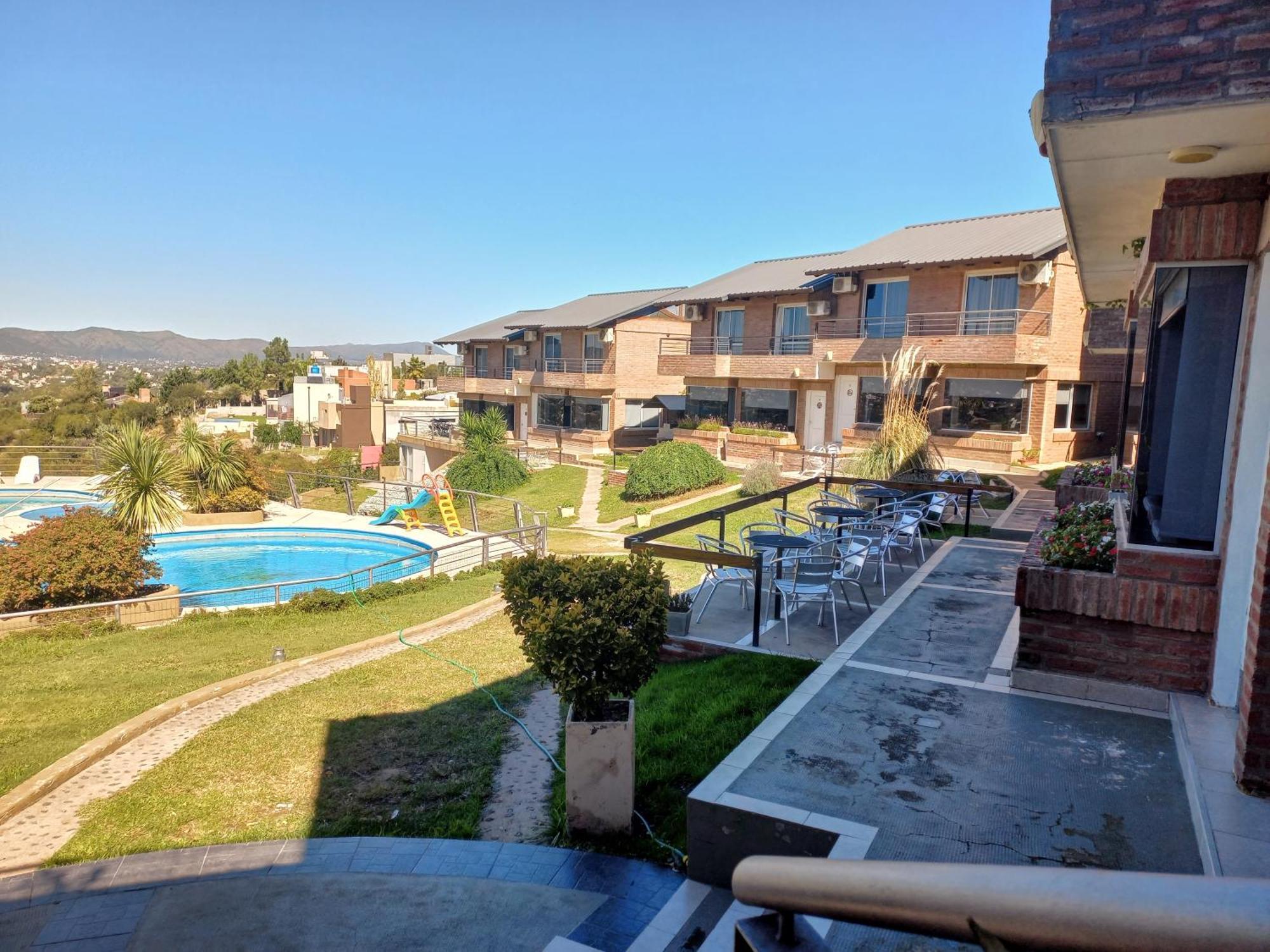 Hotel Ernestina Village & Villa Carlos Paz